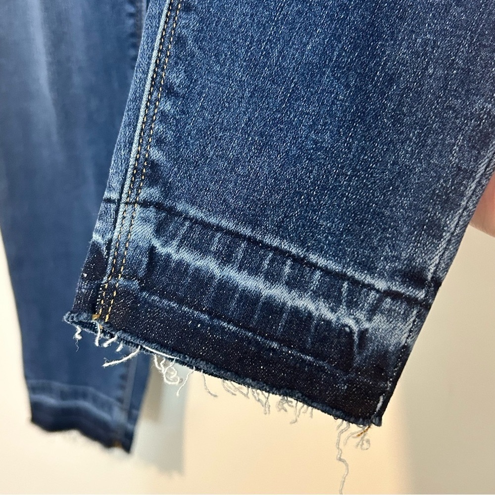 SPANX Medium Wash Distressed Pull-On Raw Hem Denim Leggings - Picture 8 of 14